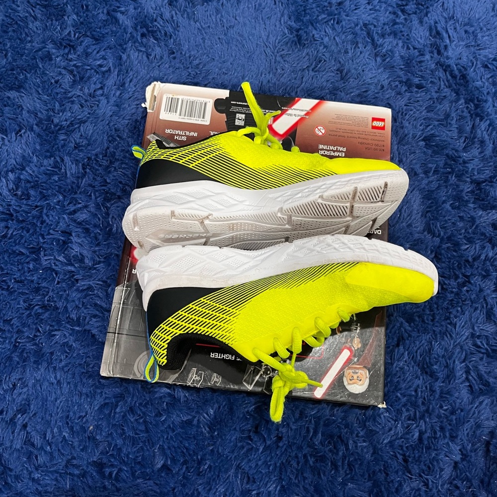Skechers Kids' Lime Green Sneakers - Picture 10 of 11
